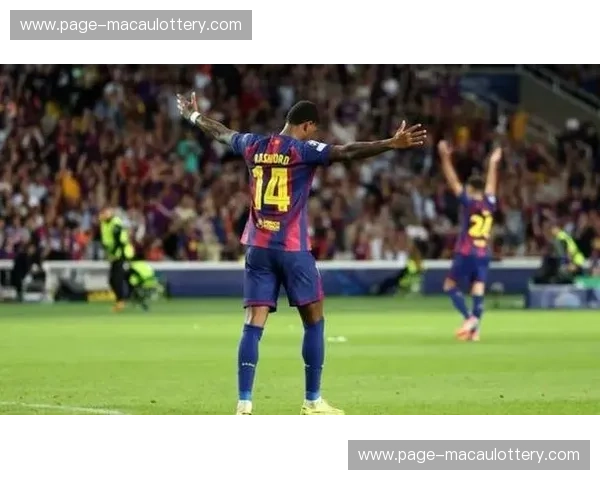 巴萨亚马尔帽子戏法创纪录 18岁新星射门选择与终结效率俱佳